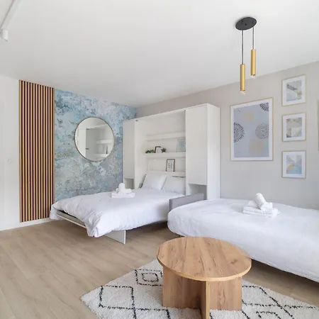 Blue Morpho Piatkowo By Bookinghost * Posen