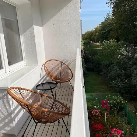 Blue Morpho Piatkowo By Bookinghost 아파트 *